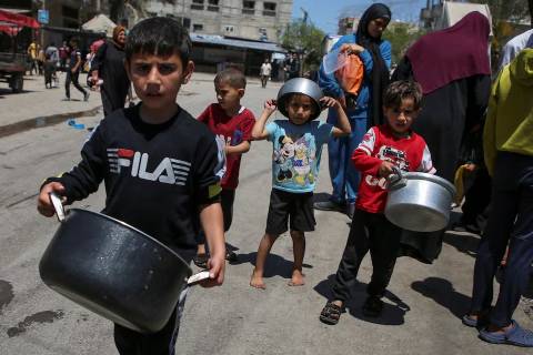 Palestinians are too hungry to leave Rafah, Israel is becoming increasingly barbaric